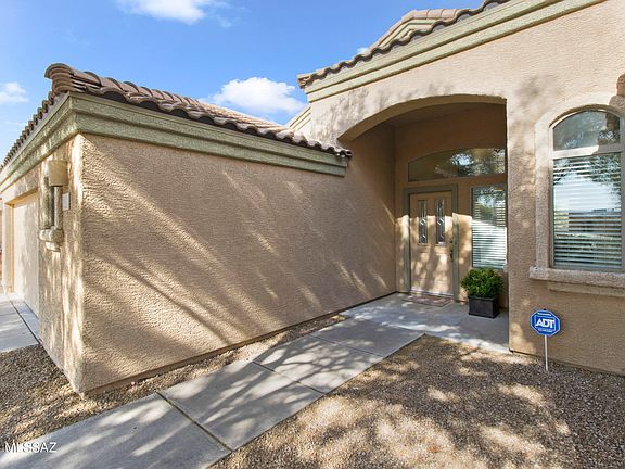 4th image of 442 N Old Camp Ln