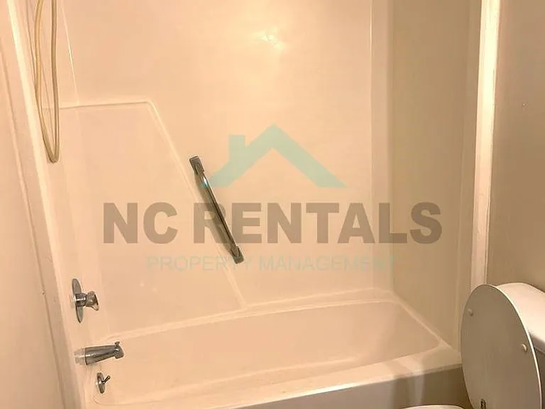 2559 Green Oaks Ct #A — Photo 12