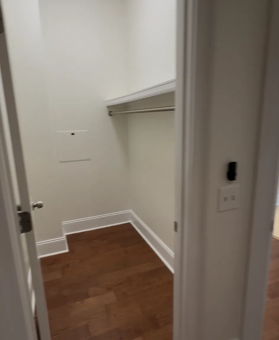 425 E McDonough St - 310 — Photo 2