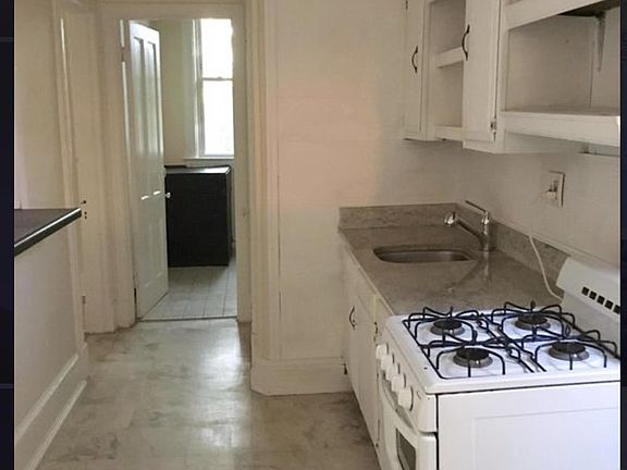 2nd image of 513 Boissevain Ave APT 5