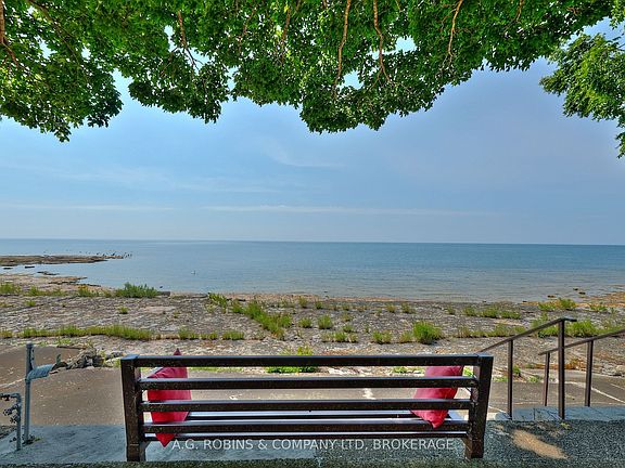 3rd image of 10773 Lakeshore Rd