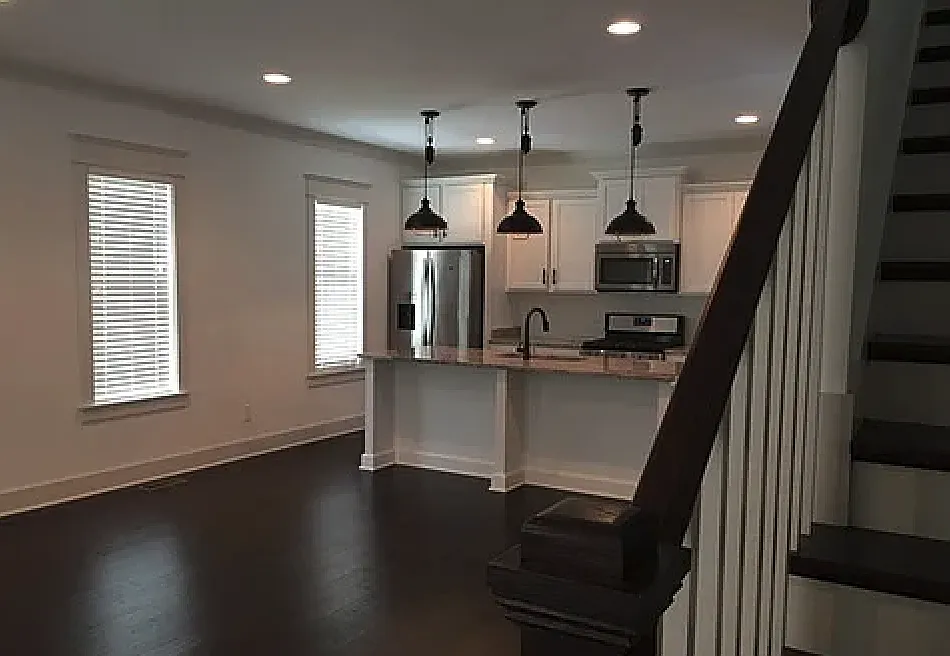 2 bed, 2.5 bath, 1500 sqft, $2,675 — Photo 4