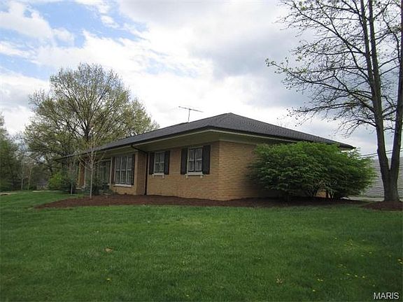 2nd image of 72 Berkshire Dr