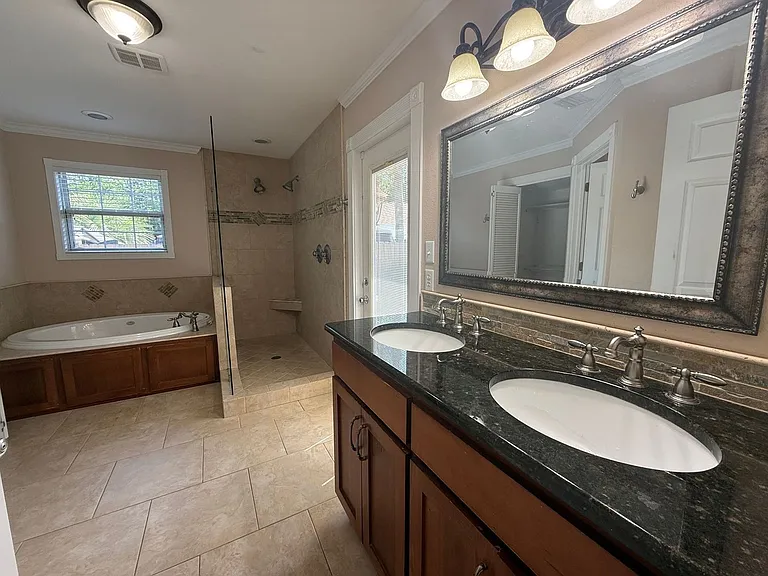 905 Poinciana Dr — Photo 19