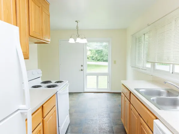 113 Mimosa Dr, Charlottesville, VA 22903