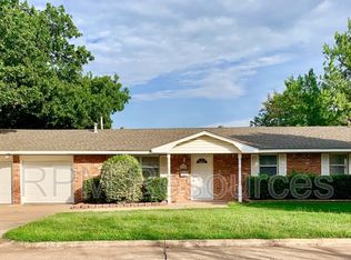 2308 Elwood Dr, Edmond, OK 73013