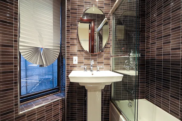 Rented by REZI | media 6