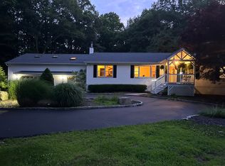 122 Codfish Hill Rd, Bethel, CT 06801