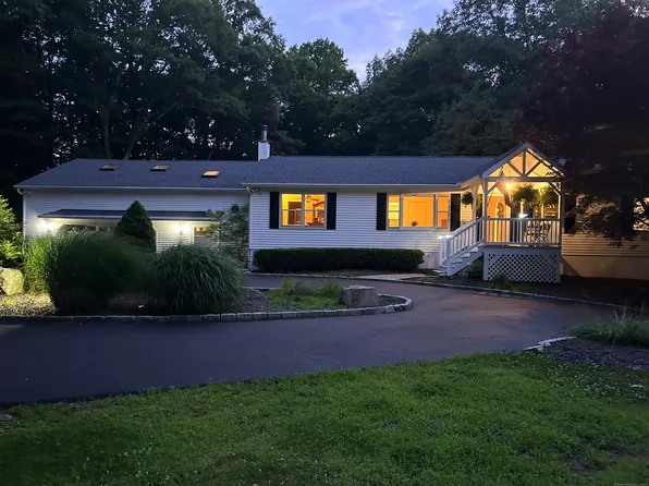 122 Codfish Hill Road, Bethel, CT 06801