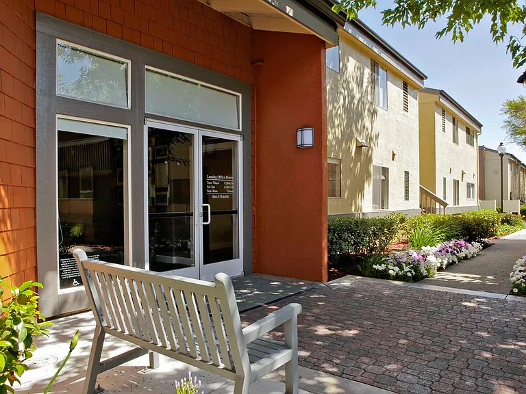 Leasing Entrance