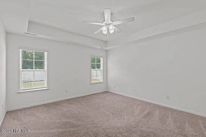 816 Knoll Cir — Photo 9