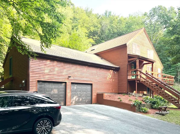 42 Capt Lathrop Dr, South Deerfield, MA 01373