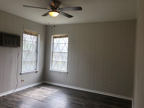 4th image of 106 Moonstone Dr