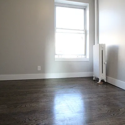 Rented by Nooklyn NYC LLC | media 9