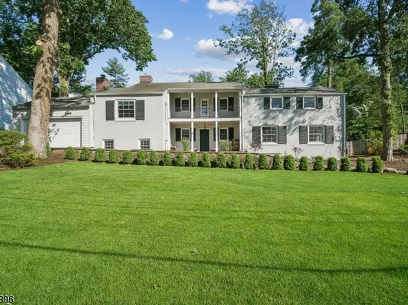 18 Colonial Way, Millburn Twp., NJ 07078