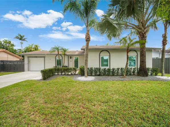 7741 SW 127th Dr, Miami, FL 33183