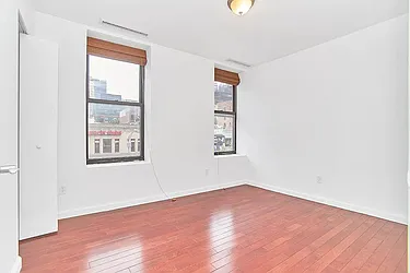 Rented by Living New York