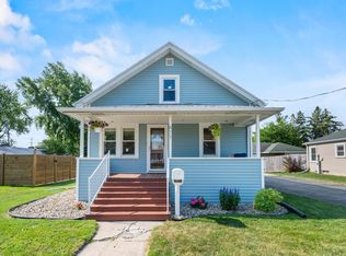 611 Oak St, Kimberly, WI 54136