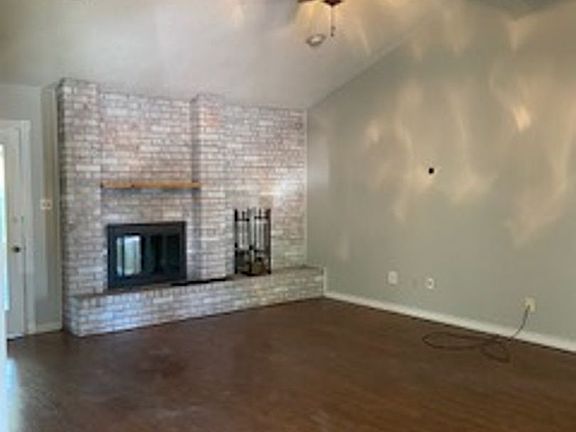 4th image of 2626 Button Willow Ave