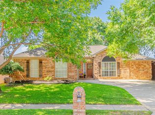 724 Saddleback Ln, Flower Mound, TX 75028
