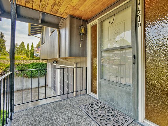 3rd image of 11216 108th St SW