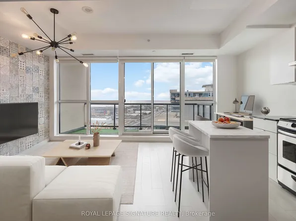 51 E Liberty St #2215, Toronto, ON M6K