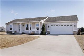 2nd image of 1743 Oriole Dr