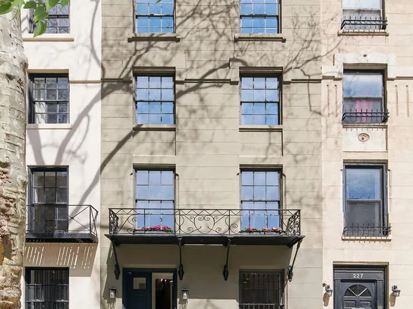 225 East 62nd Street image 17 of 17