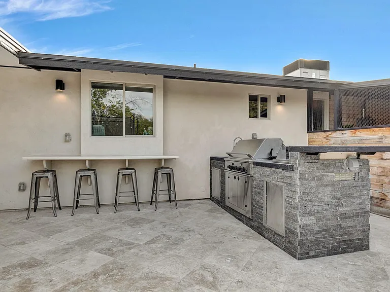 6316 E Delcoa Ave — Photo 27