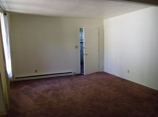 9935 SW Walnut St APT C, Portland, OR 97223
