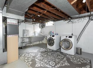 902-904 Neff Rd #902, Grosse Pointe, MI 48230