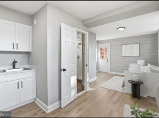 421 Saint Margarets Dr, Capitol Heights, MD 20743
