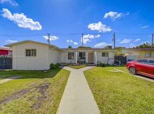 11250 SW 7th St, Sweetwater, FL 33174