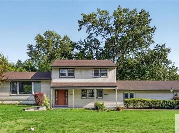 1 Perry Rd, East Brunswick, NJ 08816
