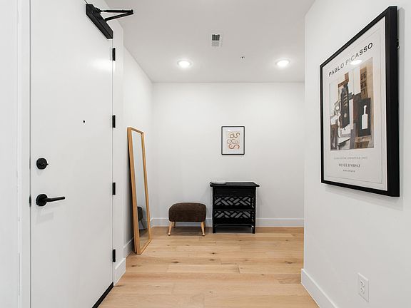 4th image of 29 Enterprise St #211