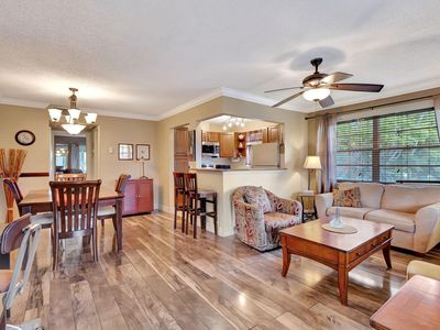 109 Dorchester #109, West Palm Beach, FL, 33417