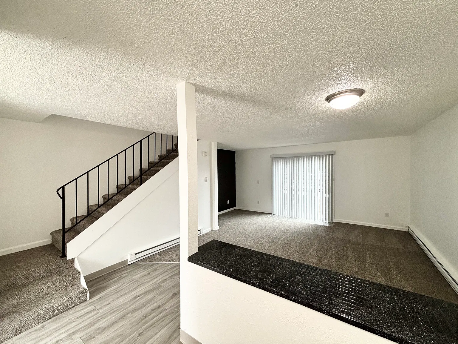 JamesTown Townhouses — Photo 4