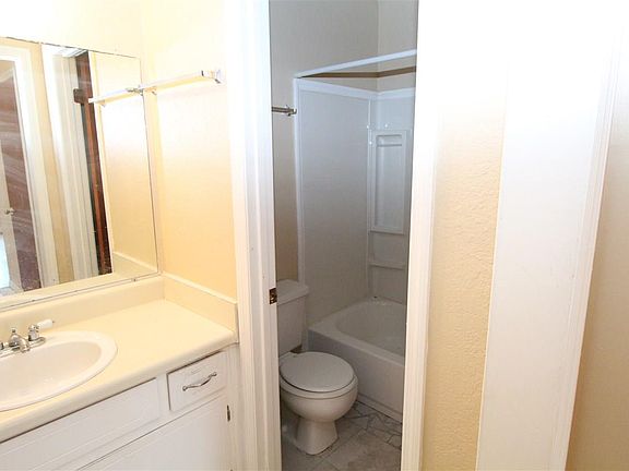 5th image of 8325 Country Walk Dr APT C