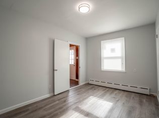 513 Center St FLOOR 2, Pottstown, PA 19464