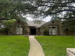 403 Turtle Rock Dr, Victoria, TX 77904
