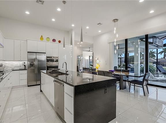 5th image of 1567 Jamaica Ct