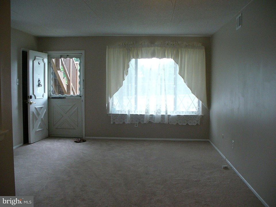 1st image of 5200 Hilltop Dr APT V3