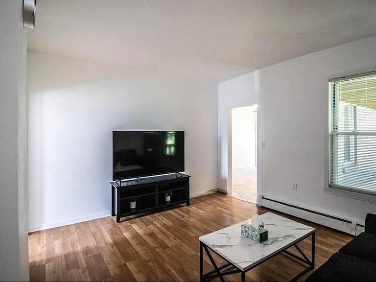 91 Elm St #3 — Photo 7