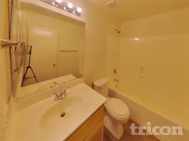 8520 W Sonora St — Photo 15