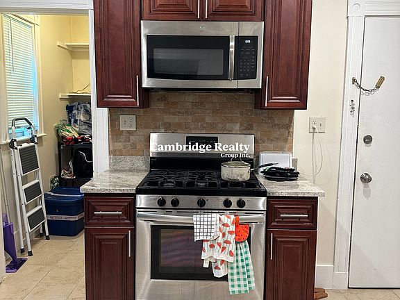 3rd image of 11 Ashland St #1T