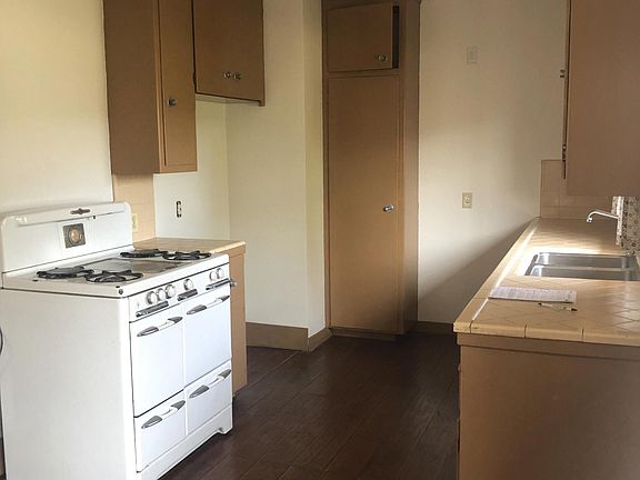2nd image of 1324 New Ave APT C