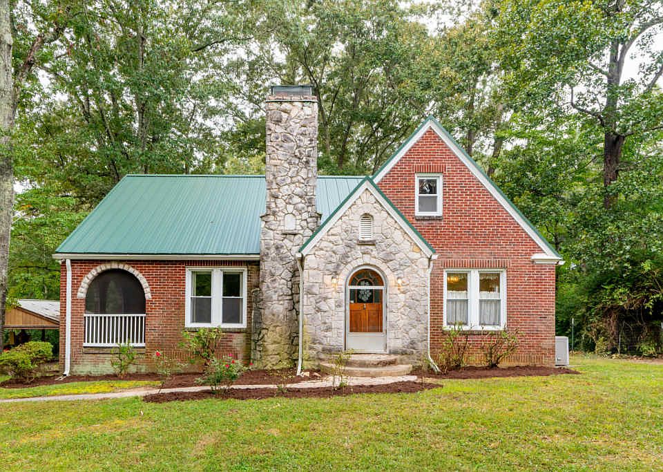 1st image of 4111 Fulton Dr
