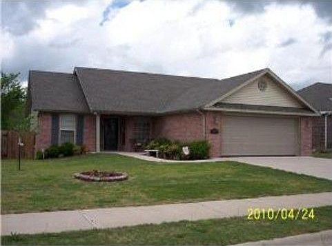 1st image of 847 Deer Lodge Ct