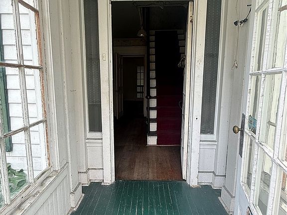 5th image of 53 N Main St