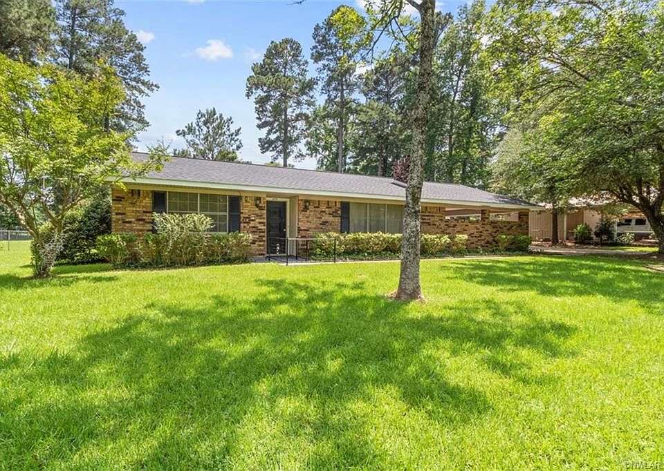 1st image of 439 Shady Wood Ln